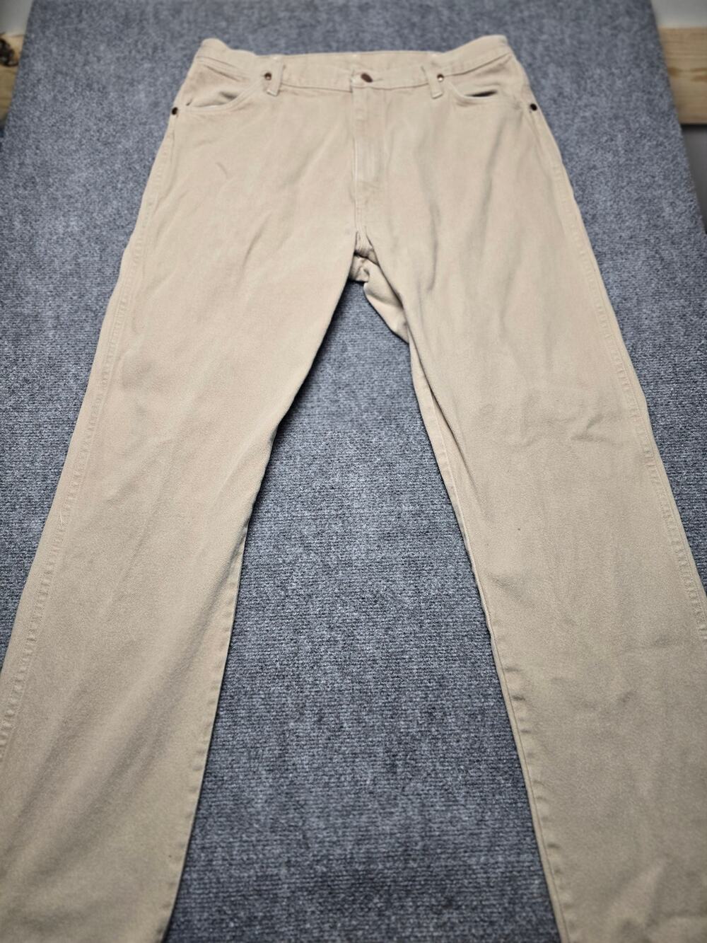 Vintage USA Made Wrangler 13MWZTN Tan Cowboy Cut Jeans 36x32